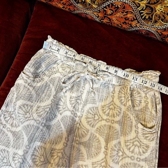 Lilyful Beachy Boho Gauzy Cotton Drawstring Pants With Pockets - Picture 7 of 11
